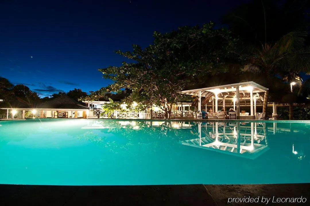 Coconut Beach Club Resort St. John's 3*,