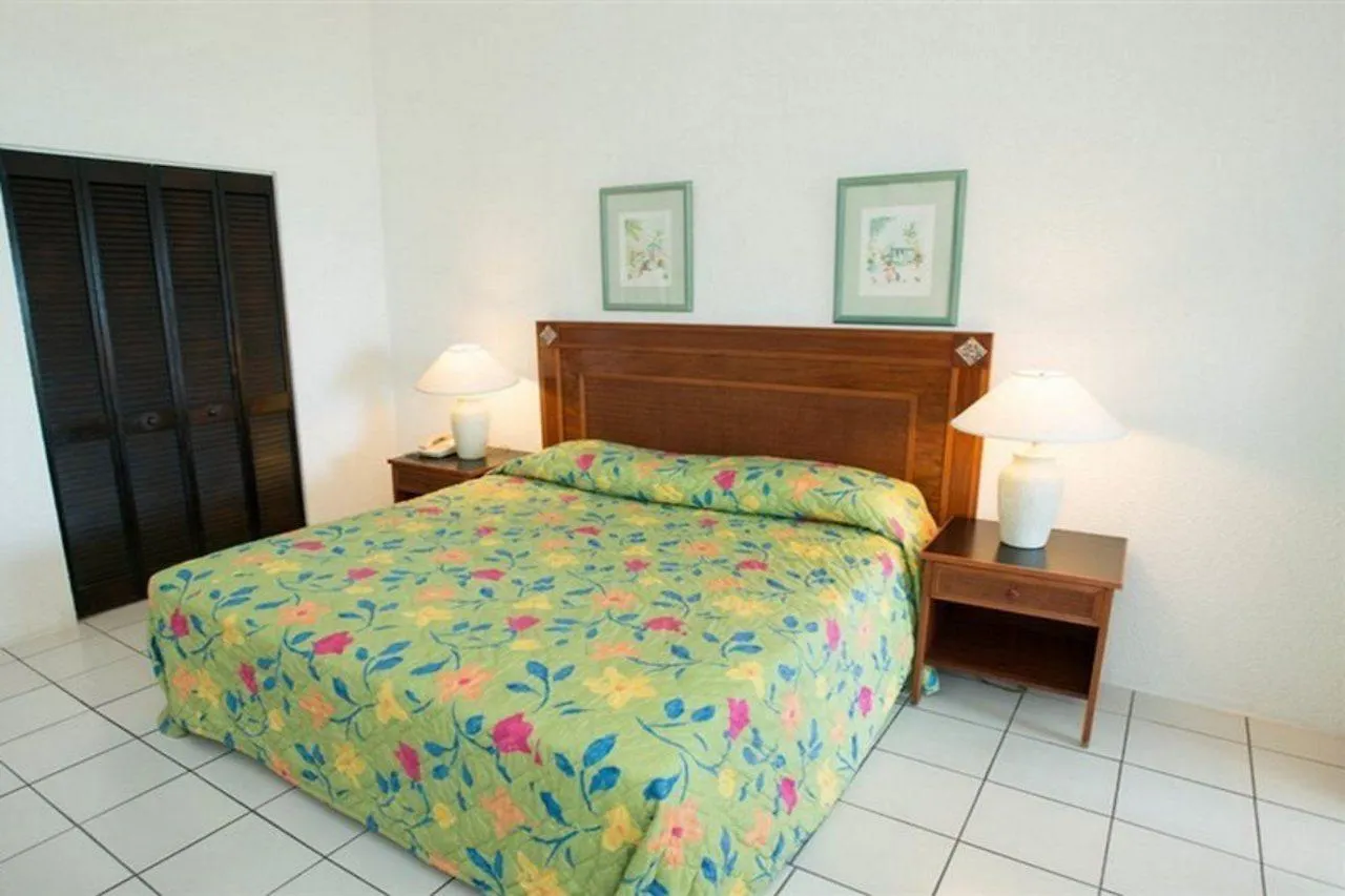 Coconut Beach Club Resort St. John's Antigua ve Barbuda