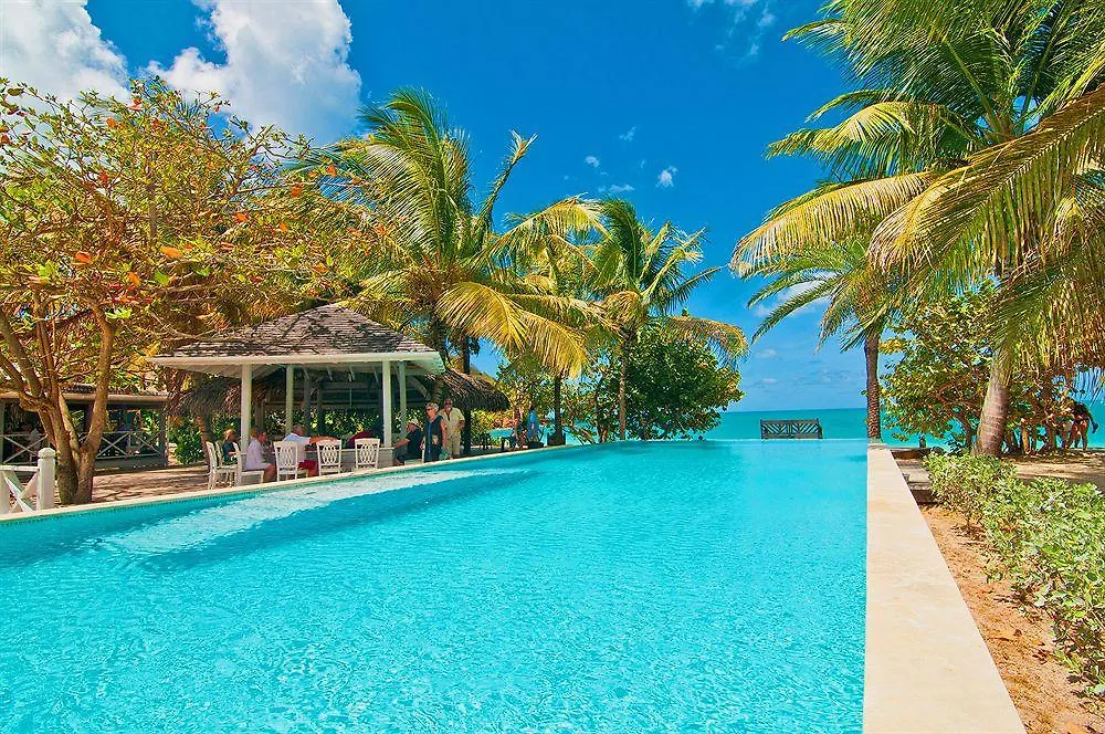 Otel Coconut Beach Club Resort St. John's