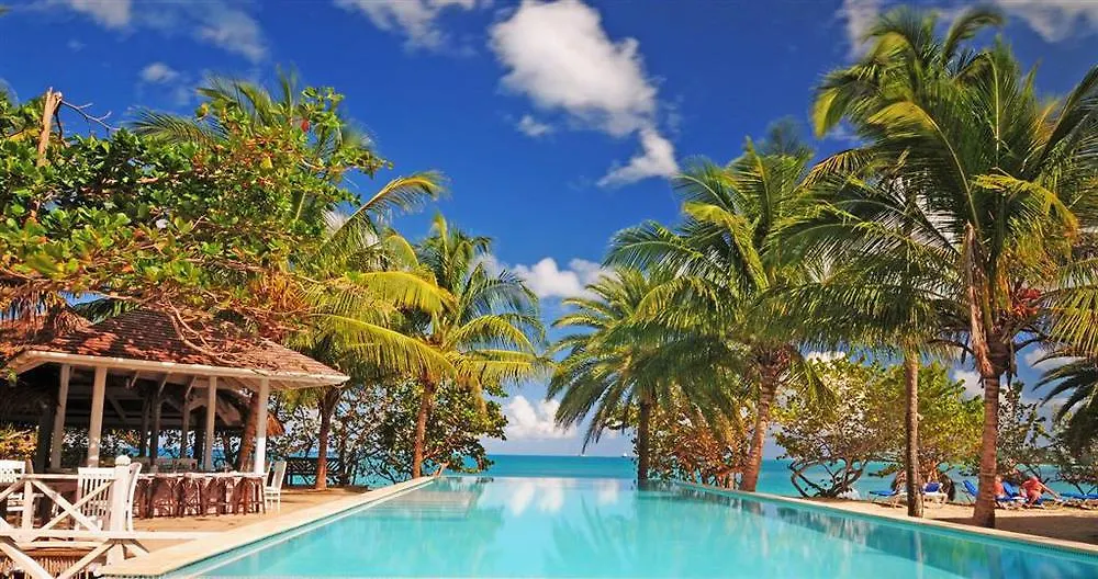 Coconut Beach Club Resort St. John's Otel
